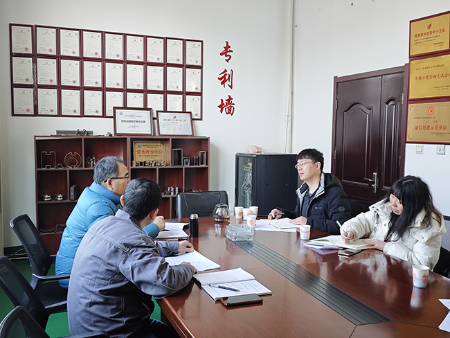 1735628087779915.jpg 12月 河北鐵道大學(xué) 在人才培養(yǎng)、科學(xué)研究、科技創(chuàng)新、技術(shù)咨詢、人員培訓(xùn)等方面開(kāi)展全面合作.jpg